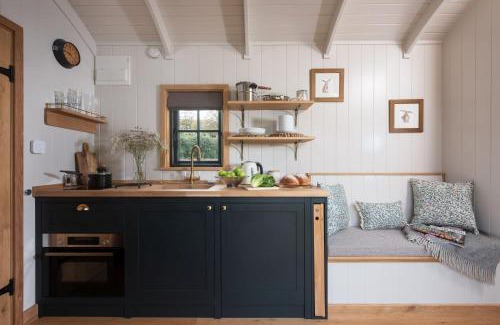Kenn House | Willow, Devon Heaven Hideaways, Nr Exeter