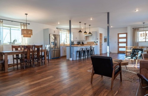 Terlingua House | Willow Mtn. Ridge: Luxury & seclusion 10mi to BBNP