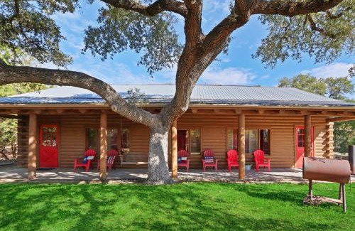 Wimberley House | Wimberley Log Cabins Resort and Suites- Unit 1