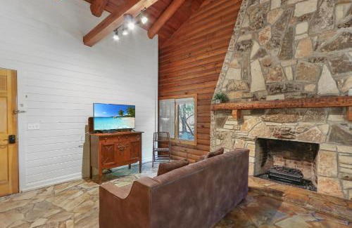 Wimberley House | Wimberley Log Cabins Resort and Suites- Unit 1