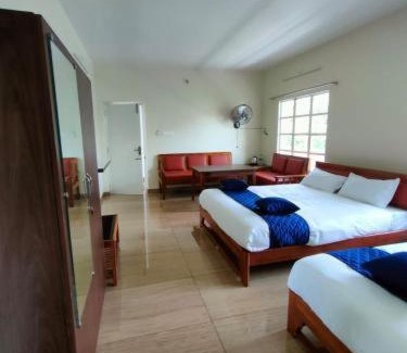 Kuilapalayam Hotel | Wind Breeze A Couple Friendly Property