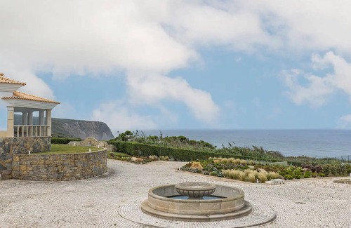 Colares Villa | Windmill Beachfront Villa