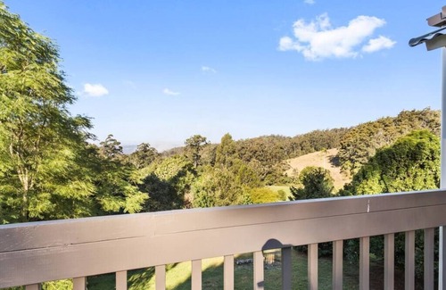 Ravensbourne Ski Chalet | Windsong at Ravensbourne Escape 3 Bedrooms