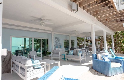 Summerland Key House | Windswept Beach