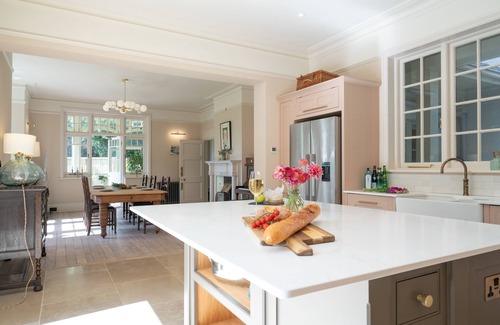 Bembridge House | Windy Ridge - sleeps 16 guests in 6 bedrooms