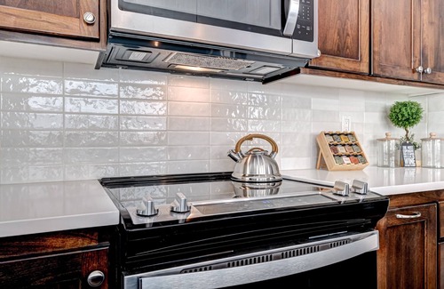 Prosser House | Wine Country Townhome