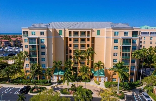 Burnt Store Marina Condo | Wine Down Condo at Burnt Store Marina in Punta Gorda, Florida.