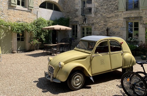 Curtil-Vergy House | Winegrower's house in the heart of the Burgundy vineyards