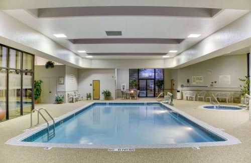 Cranberry Township Hotel | Wingate by Wyndham Cranberry