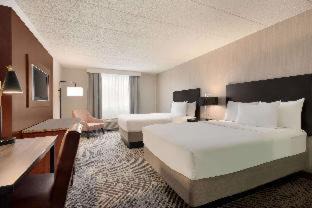 South Bend Hotel | Wingate by Wyndham South Bend - Notre Dame