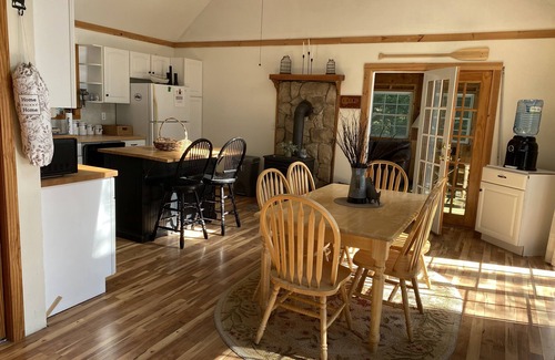 Moultonborough House | Winnipesaukee, 4BR Dow Island Waterfront, Beach, Spectacular Sunsets, Need Boat