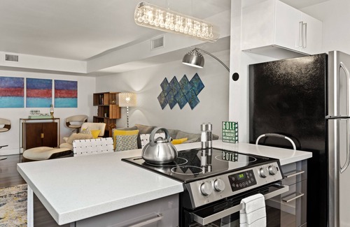 Palm Springs Condo | Winter in Palm Springs. Check out our rates.