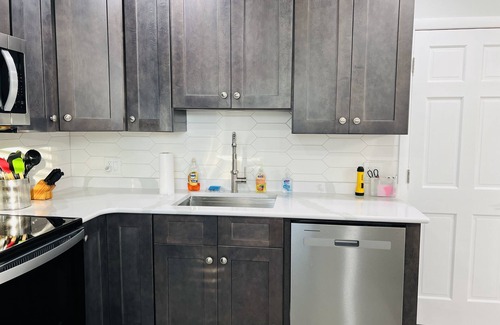Williamstown Condo | Winterberry Lodge: NEWLY RENOVATED Spacious Berkshire Getaway at Jiminy Peak