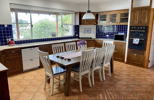South Yunderup House | Wisteria Waters - A Tranquil and Serene Getaway
