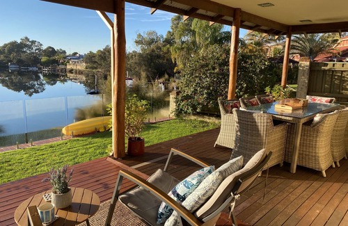 South Yunderup House | Wisteria Waters - A Tranquil and Serene Getaway