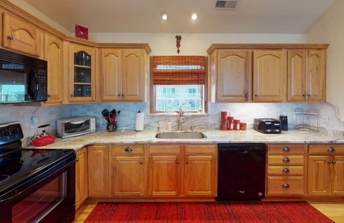 Corolla House | Witches Bikini! Oceanfront Fantastic views, pool, shuffleboard, 4x4 required