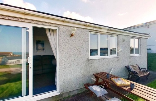 Hayle Cottage | With views towards St. Ives bay and spacious accommodation for up to six guests