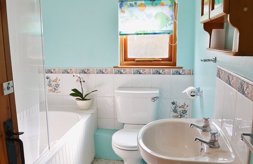 St Mary's Bay Cottage | Within easy reach of many attractions including a short hop across the Channel to France for the day