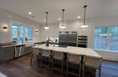 The Arbor House | WKD Escape-Inquire 20% off nightly rate- Fall Foliage season