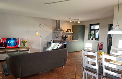 Dargun Apartment | Wohnung in Dargun mit Pool und Streichelzoo
