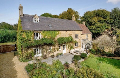 Chipping Campden House | Wolds End House Summa