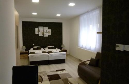 Zalaegerszeg Apartment | Wolf House Apartman