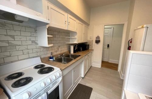 Wolfville Apartment | Wolfville Veranda Suite2