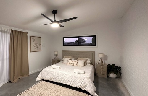 East Lynne Other | Wombat Creek Retreat