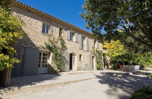 Grambois House | Wonderful private villa for 12 people with private pool, WIFI, TV, terrace and pets allowed