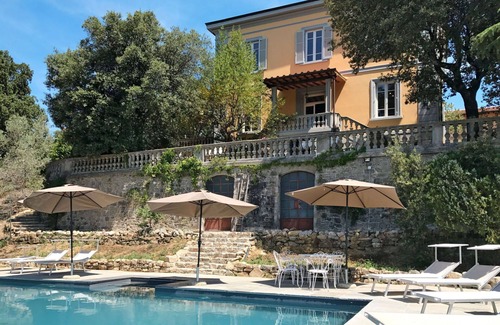 Loro Ciuffenna Villa | Wonderful private villa for 14 guests with A/C, private pool, WIFI, TV, patio and pets allowed