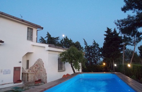 Montenero di Bisaccia House | Wonderful private villa for 9 people with private pool, WIFI, TV, terrace and pets allowed