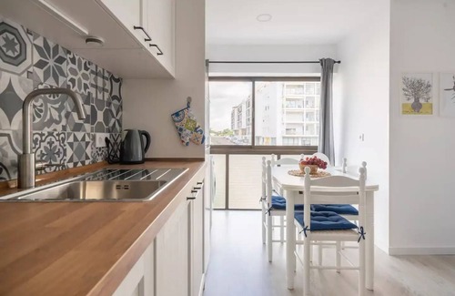 Armacao de Pera Apartment | Wonderful 2 bedroom apartment with 2 balconies - 5 min from the beach