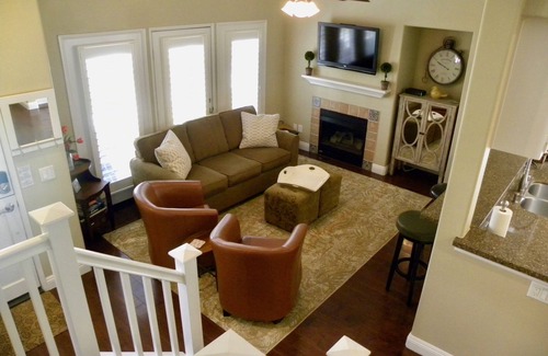 Orchard Hills House | Wonderful 2 Bedroom Home in Irvine! Great for Long Visits or Corporate Housing.