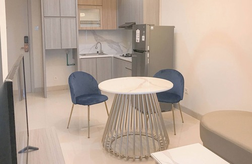 Surabaya Apartment | Wonderful 2BR with City View at Grand Sungkono Lagoon Apartment