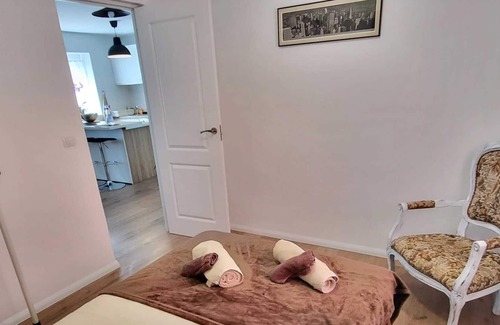 Villasabariego Apartment | Wonderful apartment, modern with a vintage touch