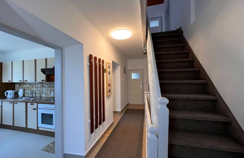 Augsdorf House | Wonderful private villa for 6 guests with WIFI, TV, patio and parking