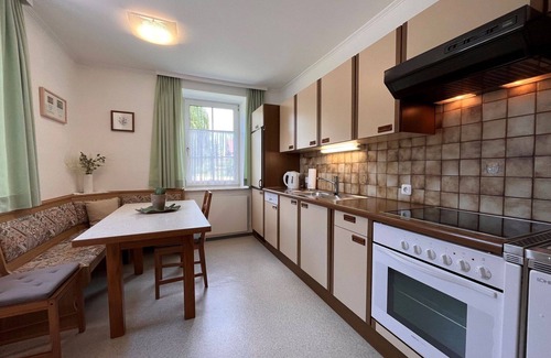 Augsdorf House | Wonderful private villa for 6 guests with WIFI, TV, patio and parking