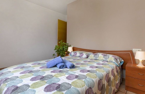 Caldes de Malavella House | Wonderful private villa for 6 guests with WIFI, private pool, TV, terrace and parking