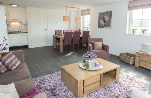Graft House | Wonderful private villa for 6 people with WIFI, TV, terrace and parking
