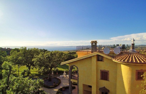 Montefiascone Villa | Wonderful private villa with A/C, private pool, hot tub, WIFI, TV, patio and panoramic view