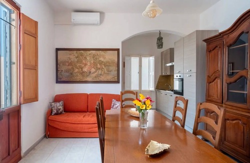 Padula Fede Villa | Wonderful private villa for 5 guests with A/C, TV and pets allowed
