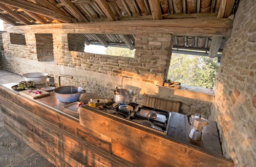 Trezzo Tinella Villa | Wonderful private villa with WIFI, private pool, TV, terrace, pets allowed, panoramic view, parking