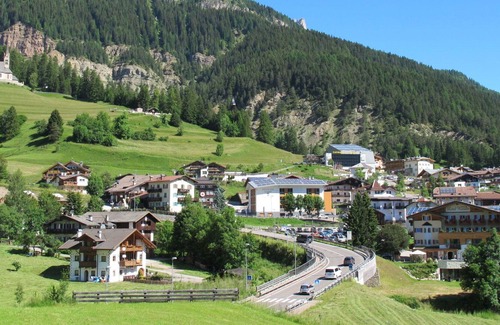 Vigo di Fassa House | Wonderful private villa for 9 people with WIFI, TV, balcony, pets allowed and parking