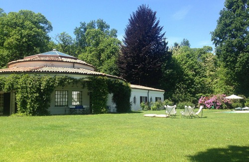 Dormelletto Villa | Wonderful private villa for 12 people with private pool, WIFI, TV and patio