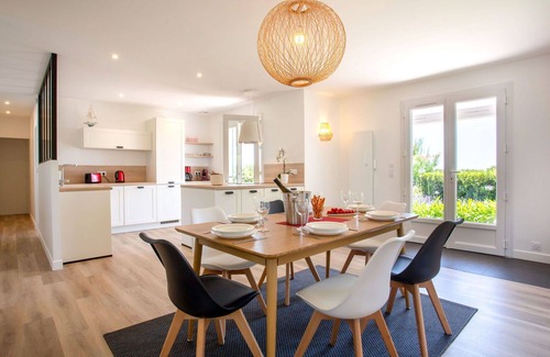Prefailles House | Wonderful private villa for 6 people with WIFI, private pool, TV and terrace
