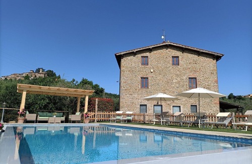 Montegonzi Villa | Wonderful private villa for 10 guests with WIFI, A/C, private pool, TV, veranda and panoramic view