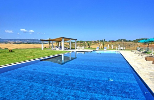 Peccioli Villa | Wonderful private villa for 12 guests with A/C, WIFI, private pool, TV, patio and panoramic view