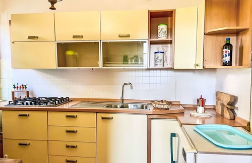 Valvarrone House | Wonderful private villa for 6 guests with patio, pets allowed and parking