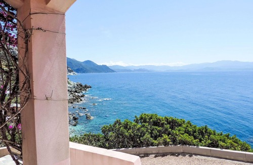 Canari House | Wonderful private villa for 6 people with private pool, A/C, WIFI, TV, patio and pets allowed