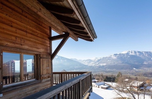 Ollon House | Wonderful private villa for 8 people with WIFI, TV and balcony